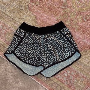 Lululemon shorts!!
